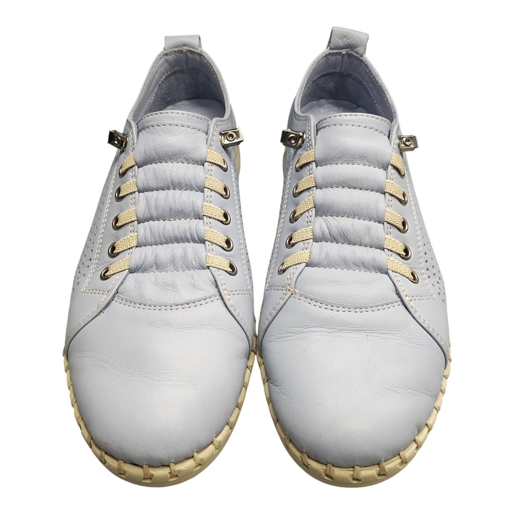 Sanata Casual Sneakers Womens Size 8.5 Blue Tan Leather Low Top Comfort Slip On